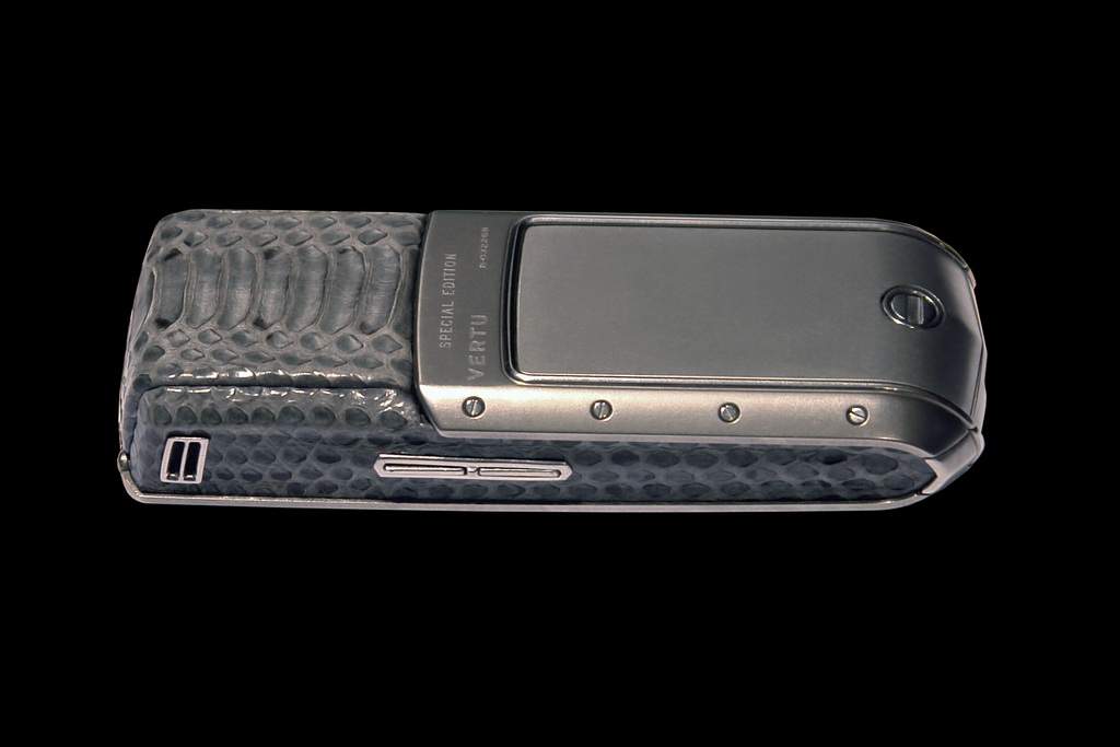 Vertu Ascent Exotic Leather MJ Edition - Python Grey Side Platinum