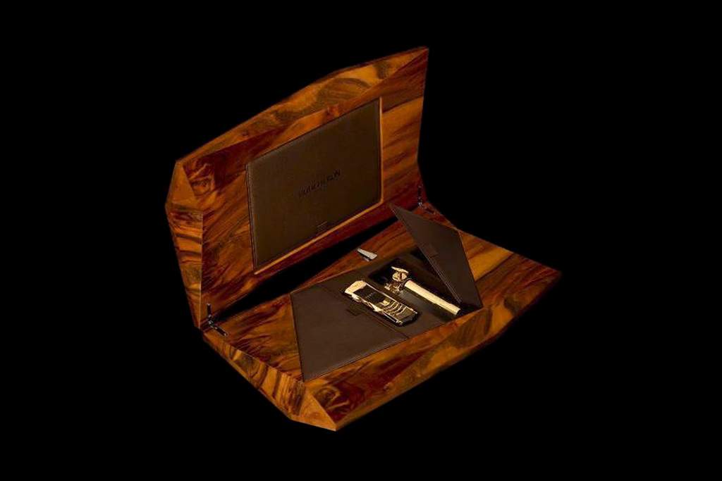 Vertu Signature Boucheron Diamond and VIP Wood Box