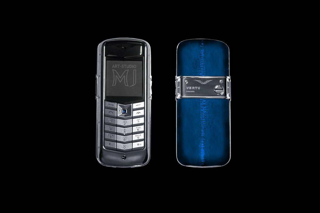 VERTU CONSTELLATION EXOTIC LEATHER SEA EEL LIMITED EDITION by MJ Mobile Phone from Titan & Steel. Genuine Leather Eel Sea Blue, Inlaid Sapphire